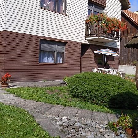 Apartman 6 Km Od Centra Banskej Bystrice Banska Bystrica Bagian luar foto