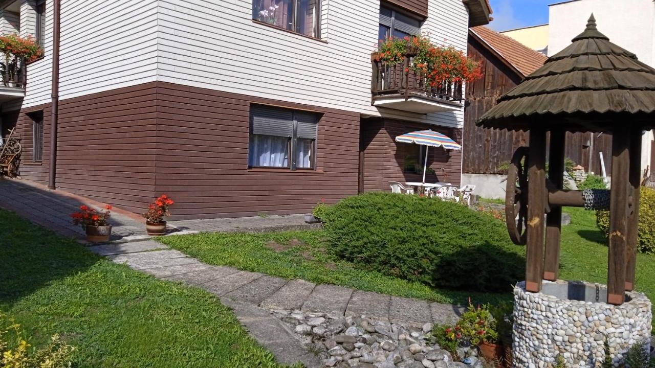 Apartman 6 Km Od Centra Banskej Bystrice Banska Bystrica Bagian luar foto